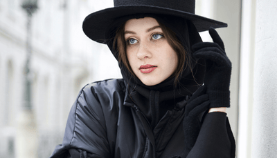 Corsete gotice – un simbol atemporal al forței feminine