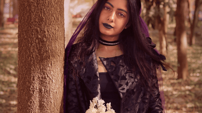 Rochii corset în stil punk – combinație de eleganță gotică și spirit rebel