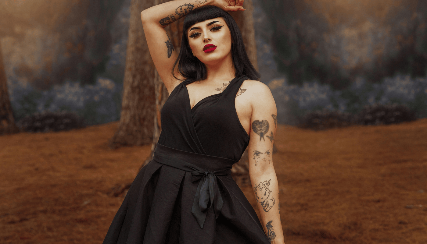 Hanorace gotice pentru femei – confort în stil întunecat - Castle Gothic